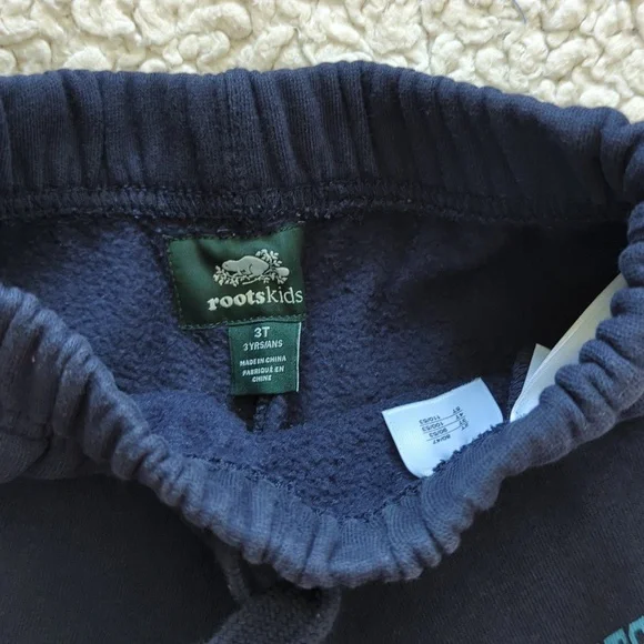 COPY - Roots 3T sweatpants - Picture 6 of 7